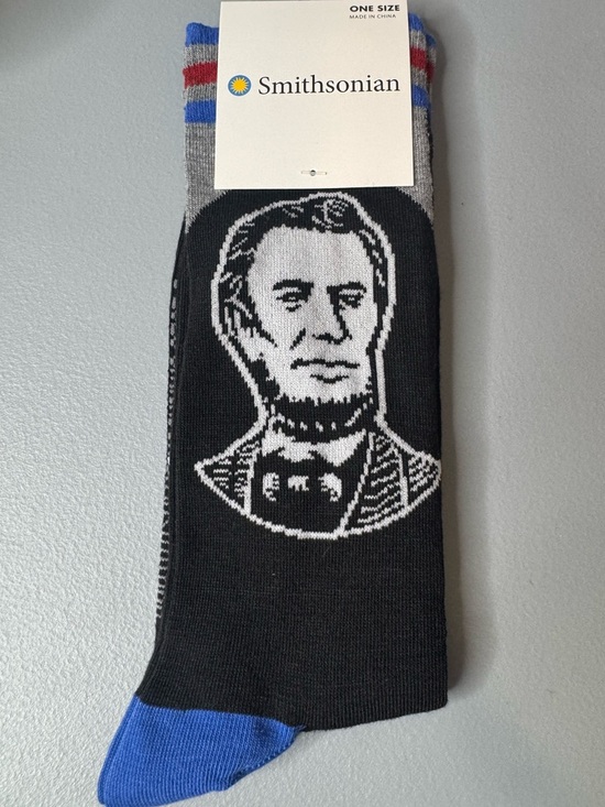 Smithsonian Other - Smithsonian president Abraham Lincoln portrait gallery collection Crew Socks